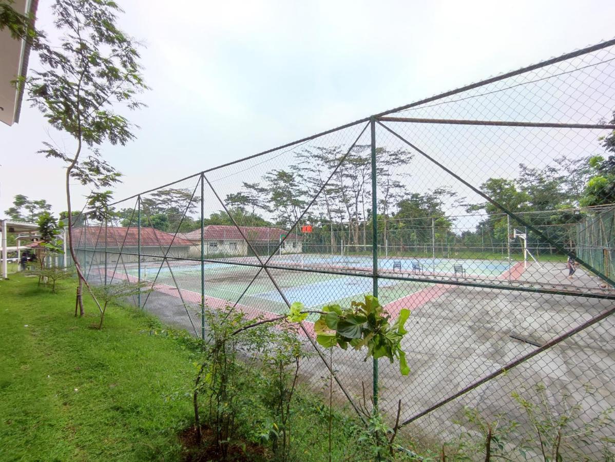 Green Forest Resort Villa Bogor Exterior foto